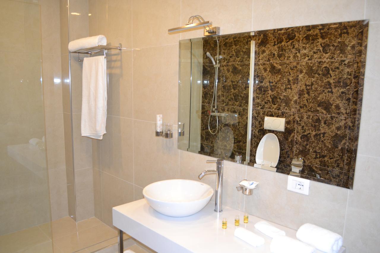 Havana Hotel Grile ภายนอก รูปภาพ